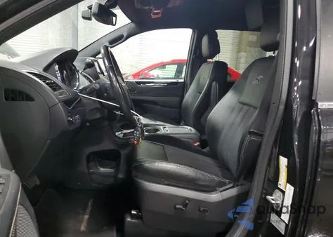 2015 Chrysler Town & Country S z USA, uszkodzony, nr VIN 2C4RC1HG8FR719971